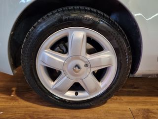 RENAULT Clio Dynamique 1.5dCi 65cv