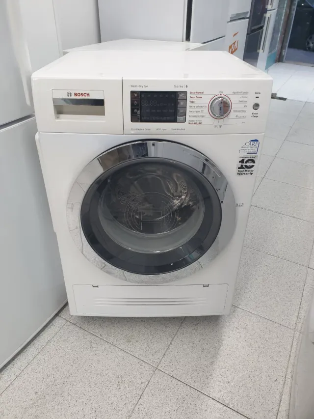 Lavadora con Secadora Bosch Serie 6 7/4