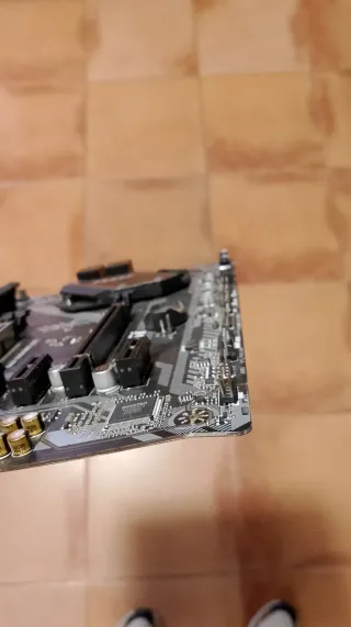 Placa Base MSI B450 tomahak max