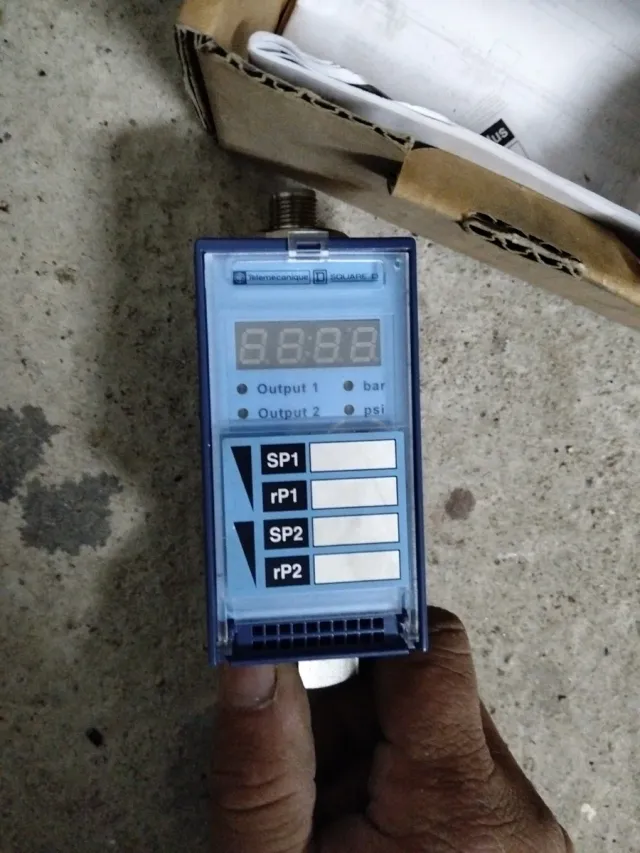 Presostato Telemecanique XML-F400D2035