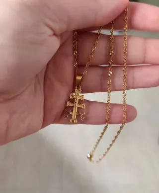 Colgante Cruz Caravaca Dorada