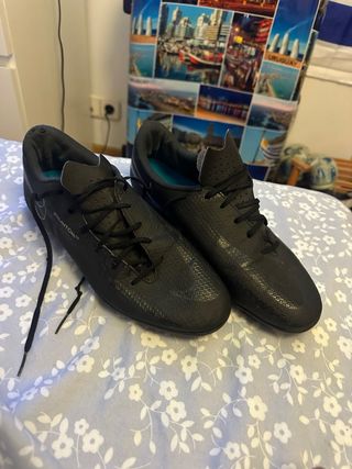 Zapatos de fútbol Nike Phantom Negros