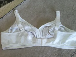 Soutien TRIUMPH 100B sem aro suporte firme