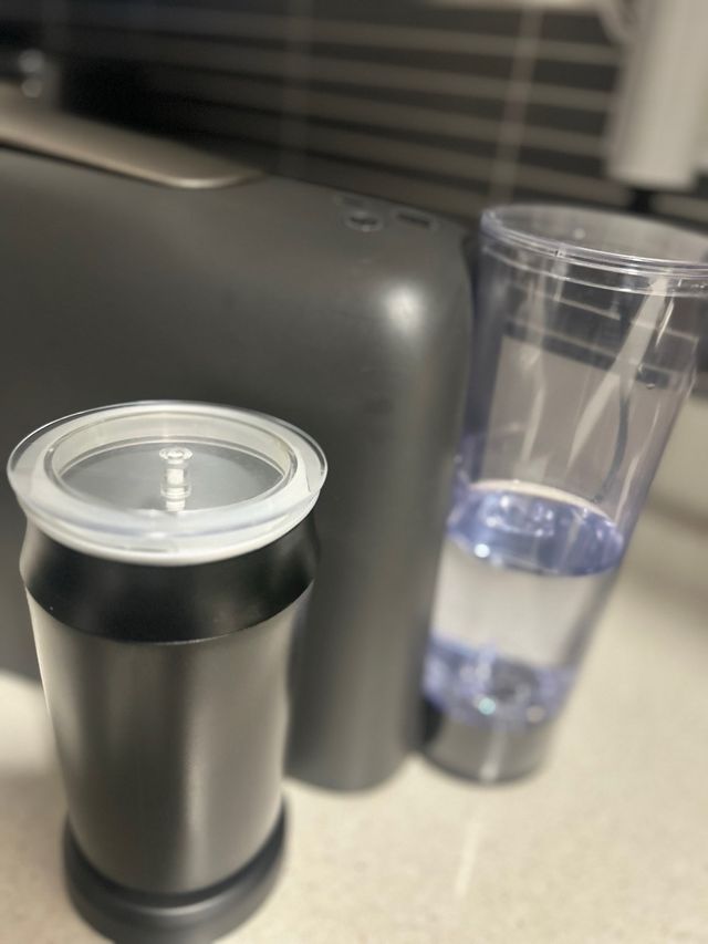 Cafetera Philips L'OR Barista Negra