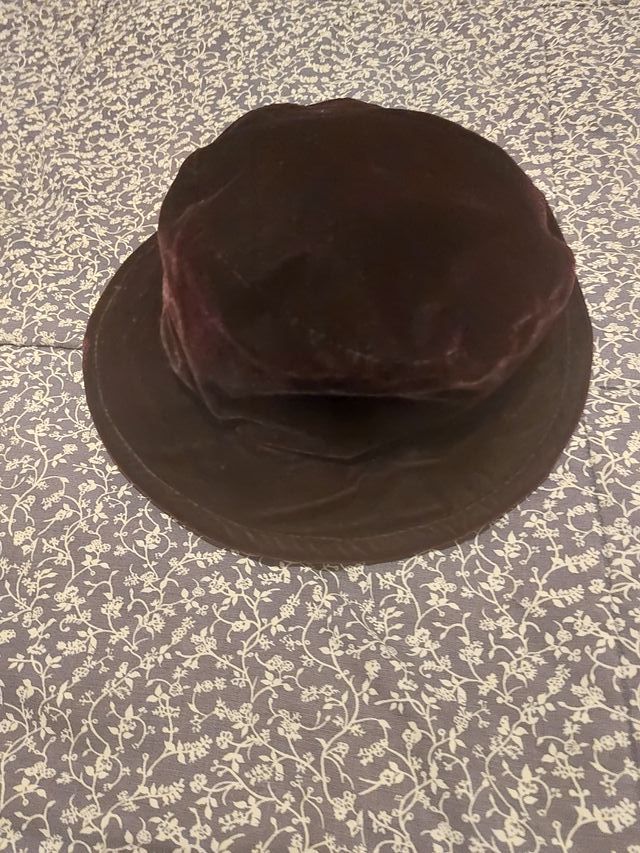 Sombrero Terciopelo Morado París