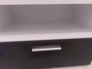 Mueble TV Blanco y Negro