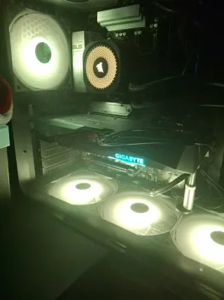 Gráfica Gigabyte RTX 3060 12gb 3 ventiladores