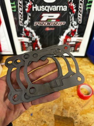 Basetta per kit ripotenziamento Husqvarna SM 125