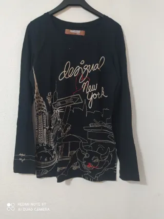Camiseta Desigual Negra con Dibujos NYC
