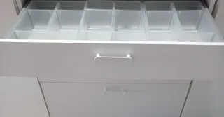 ORGANIZADOR DE CAJÓN CON COMPARTIMENTO