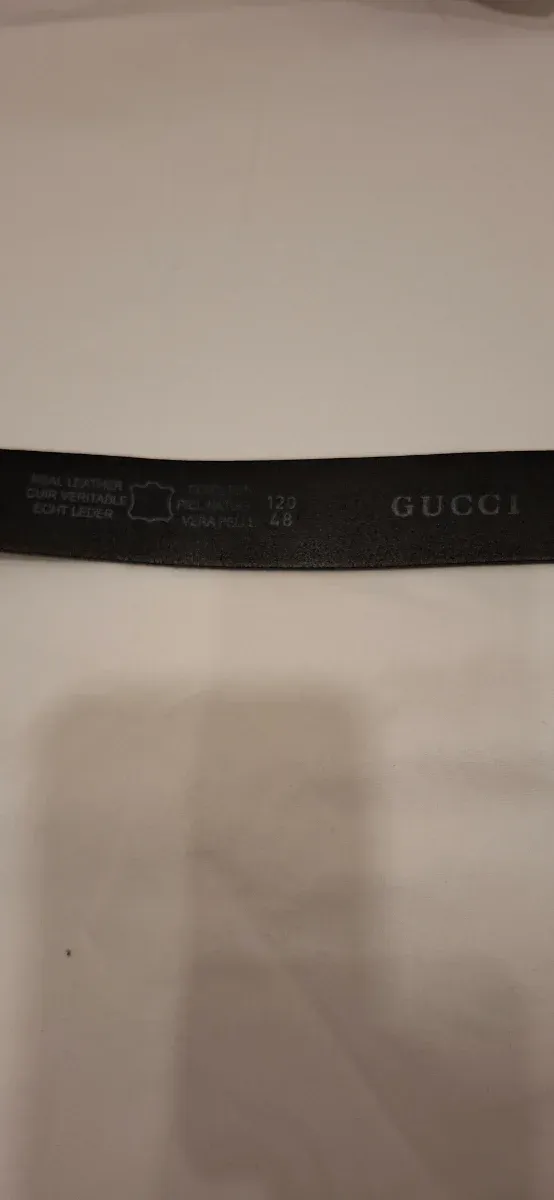 Cinturón Gucci Negro y Plateado Hebilla G