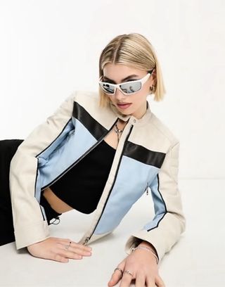 Chaqueta Biker Cuero Beige negro y Azul moto