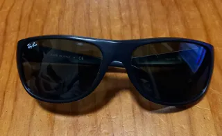 Gafas de sol Ray-Ban RB4138 Negras