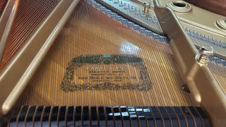 Piano de cola Kawai KG6c