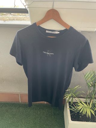 Camiseta Calvin Klein Jeans Negra