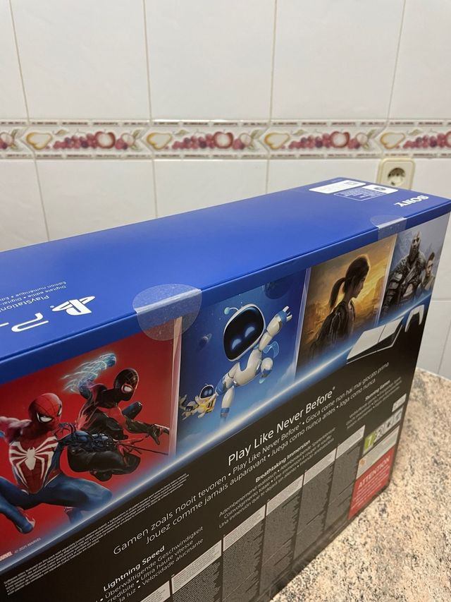 (PRECINTADA) PS5 SLIM Digital Edition