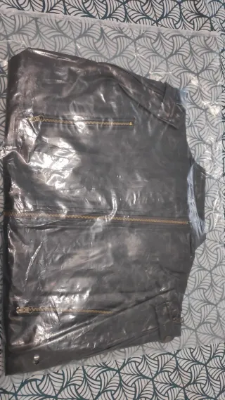 Cazadora cuero sintético PU negra