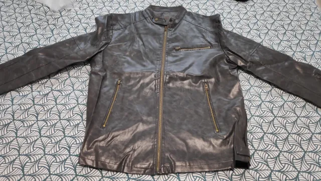 Cazadora cuero sintético PU negra