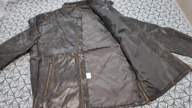 Cazadora cuero sintético PU negra