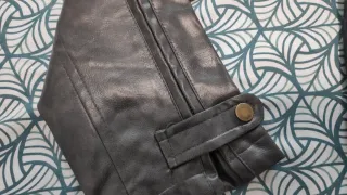 Cazadora cuero sintético PU negra