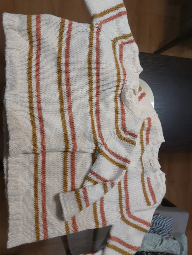 2 Jerséis Gocco Tallas 18-24m y 4-5 años