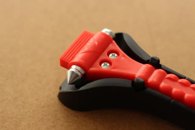 Martillo de seguridad 2 en 1.