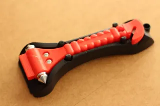 Martillo de seguridad 2 en 1.