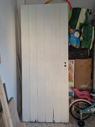 Puerta de madera 202x82 cm.