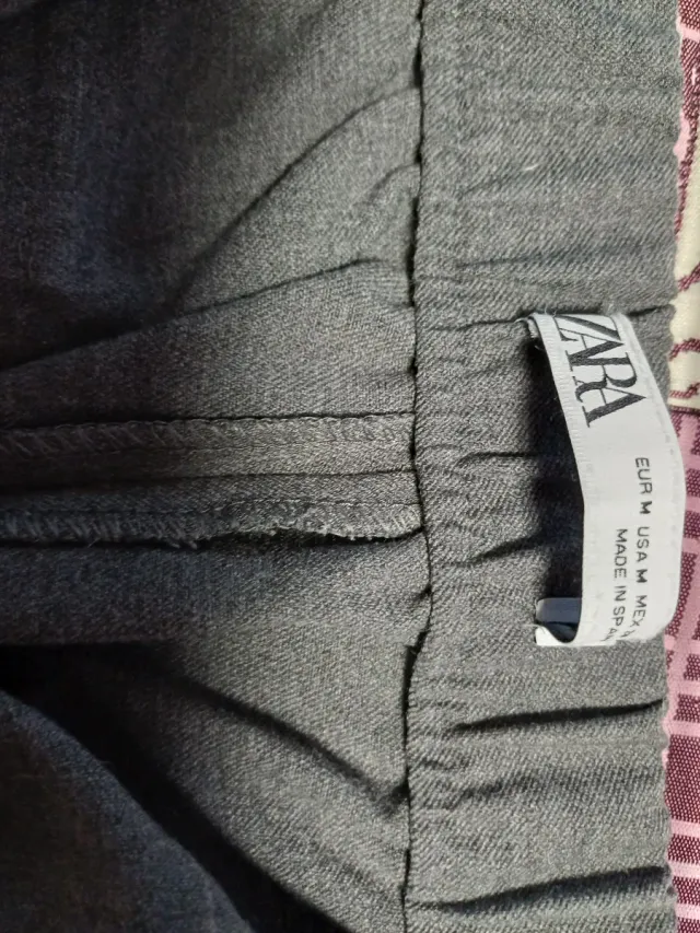 Pantalón Zara Gris Talla M