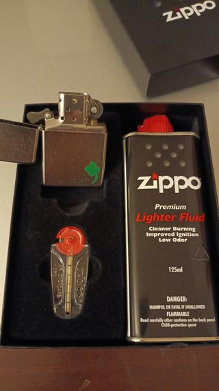 Set Accendino Zippo con Liquido