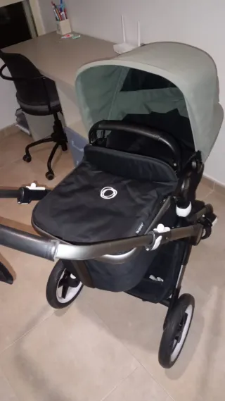 Carrito Bugaboo Fox 3 + Bolso+ capota de verano