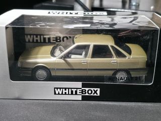 Renault 21 WhiteBox 1:24