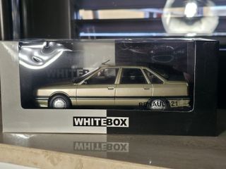 Renault 21 WhiteBox 1:24