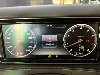 Mercedes-Benz S500 4MATIC Coupé AMG 462cv