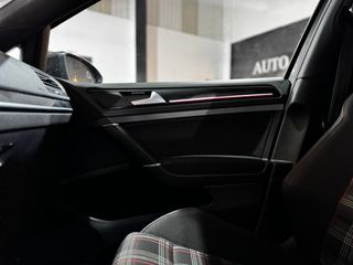 Volkswagen Golf GTI Performance 2016