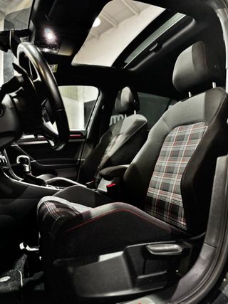 Volkswagen Golf GTI Performance 2016