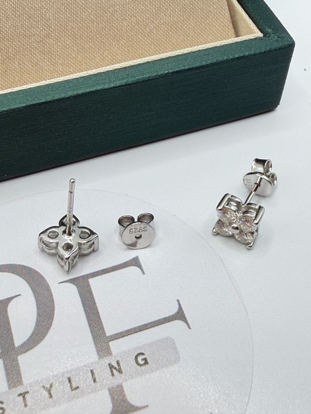 Orecchini quadrifoglio diamanti portafortuna