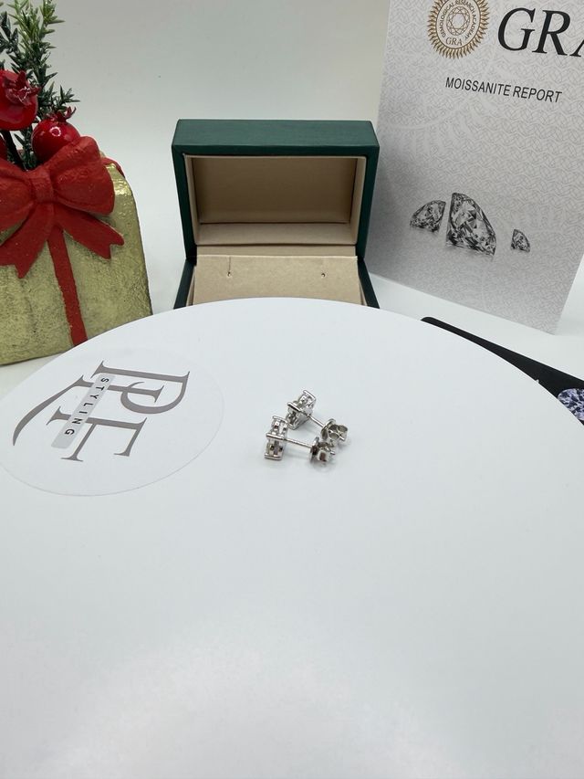 Orecchini quadrifoglio diamanti portafortuna