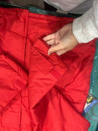 Chaquetón hombre rojo XXL muy abrigado.