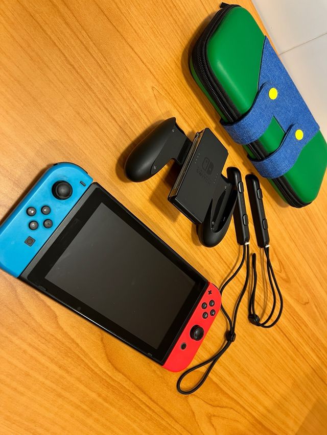 Nintendo Switch con accessori