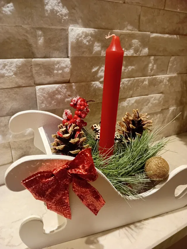 Slitta centrotavola natalizio in legno