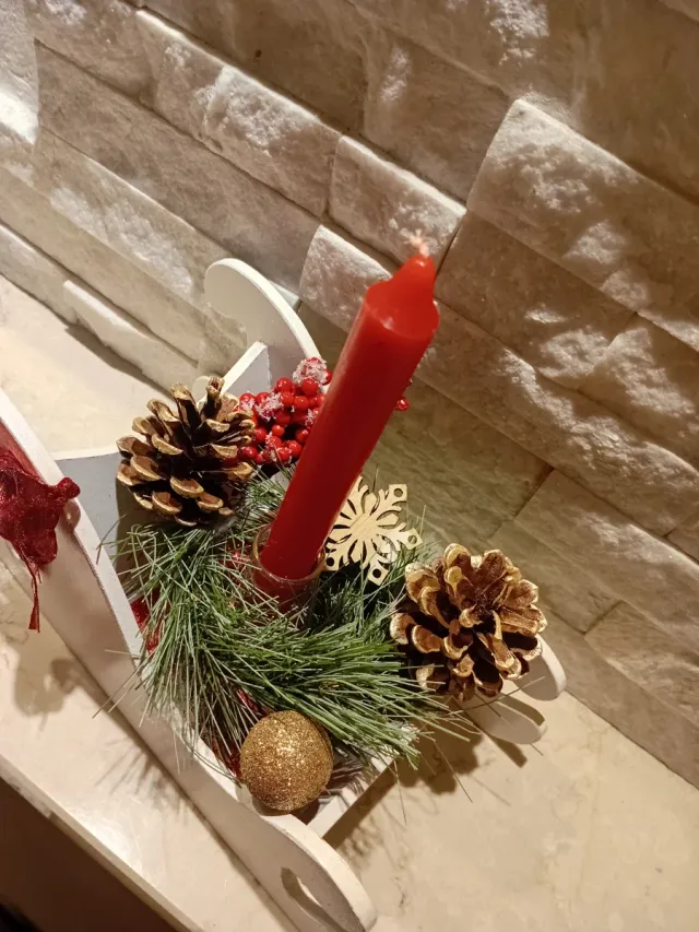 Slitta centrotavola natalizio in legno