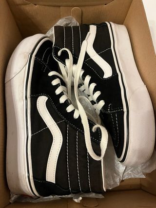 Zapatillas Vans Plataforma Negras y Blancas