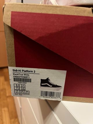 Zapatillas Vans Plataforma Negras y Blancas