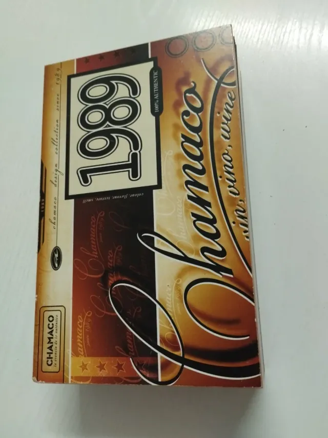 Caja de utensilios para vino