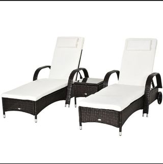 2 Tumbonas ratán con mesa