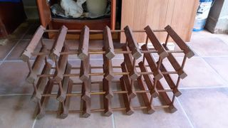 Botellero antigüo 24B