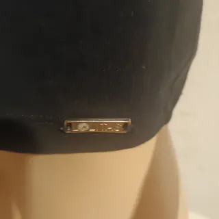 Camiseta Lolitas negra con dibujo