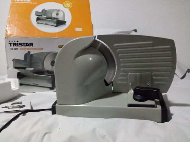 Cortafiambres Tristar EM-2099