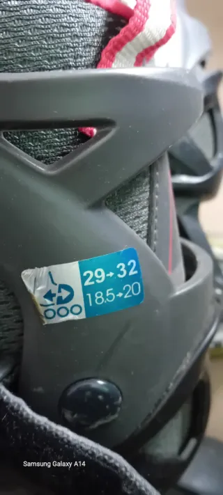 Pattini in linea con ruote LED taglia da 29 a n 32